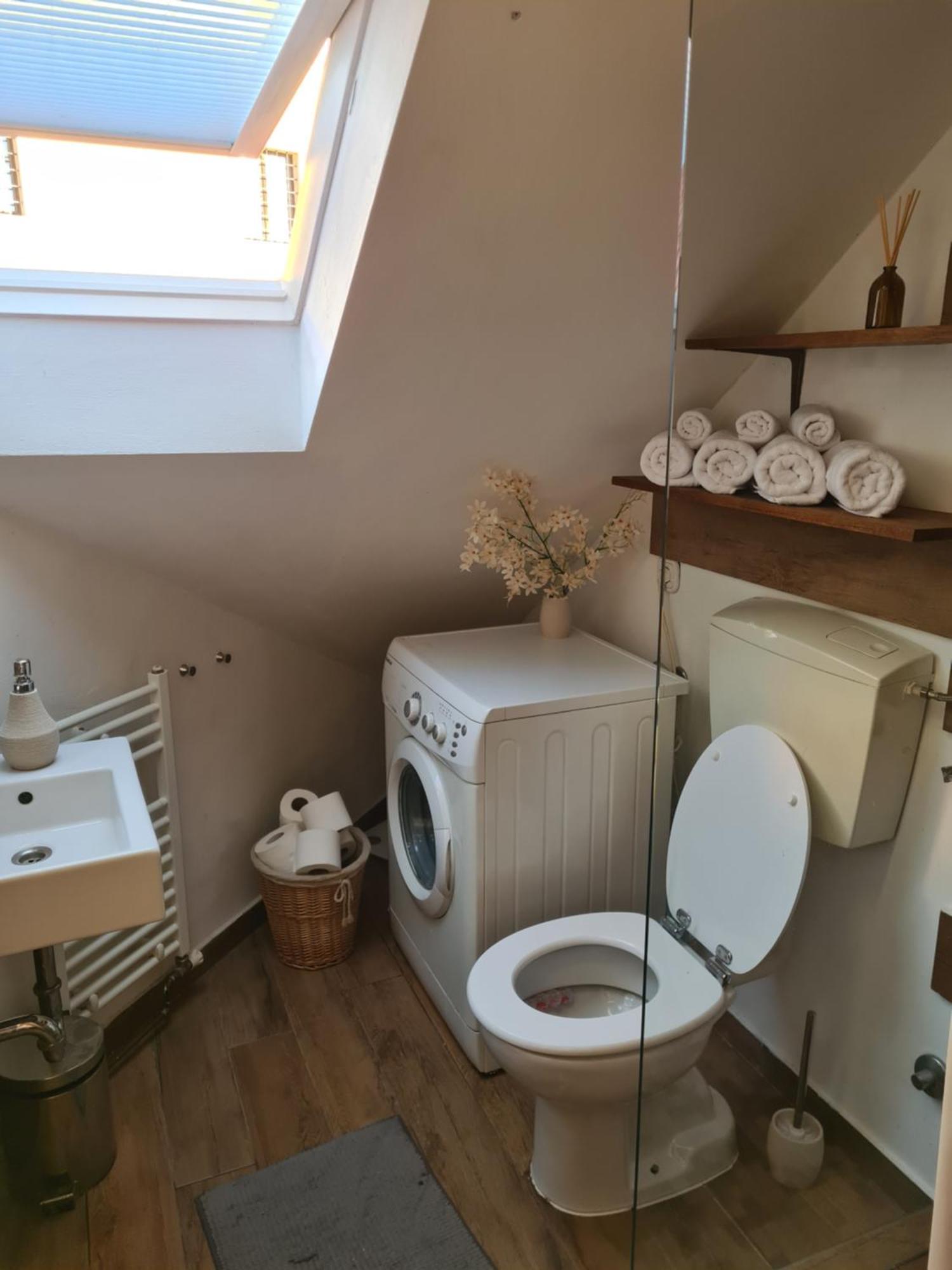 Old Town Cabin Apartment Zagreb Eksteriør billede